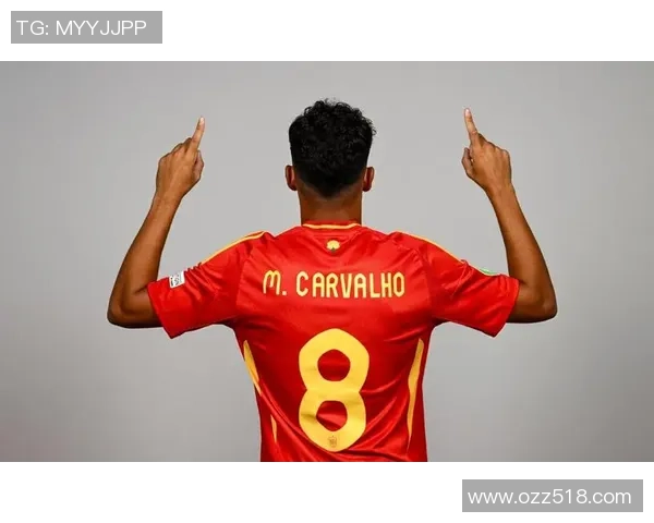 华伦西亚U19对决曼联U19青少年足球赛精彩回顾与分析